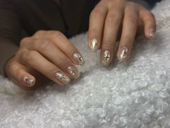 -沫儿·美甲美睫·半永久·皮肤管理