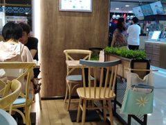 大堂-满记甜品(巴黎春天宝山店)