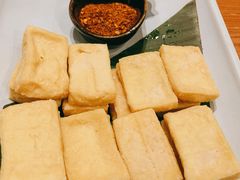 黄金爆浆豆腐-云海肴·汽锅鸡·云南菜(广安门天虹店)