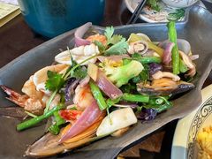 香叶炒海鲜-大头虾越式风味餐厅(光明广场店)