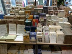 -猫的天空之城概念书店(杭州南宋御街店)