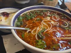 招牌生烫牛肉大理饵丝-云阿蛮云南生烫牛肉米线(奉贤路店)