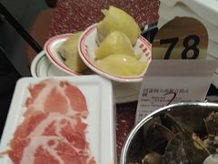 -四囍码头海鲜烧烤自助火锅(外滩南京东路悦荟广场店)