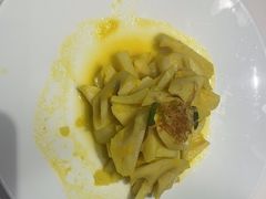 -皇城根·鲁菜济南菜·吊炉烤鸭·炒鸡鱼头(济南旗舰店)