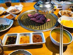 -唯成•韩国炭火烤肉 유성고기