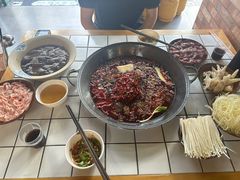 -瓜西西重庆火锅(花溪店)