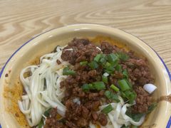 -张记奔吃小面