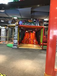-玩元素·家庭游乐成长中心(香格里拉店)