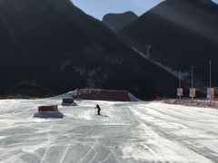-荣盛康旅野三坡滑雪场