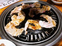 -唯成•韩国炭火烤肉 유성고기