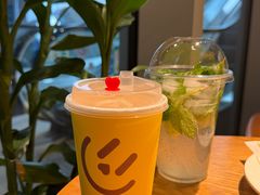 -WOW coffee