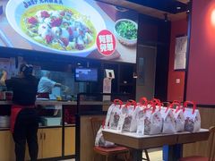 -渝是乎川渝小炒(新世界百货望京店)