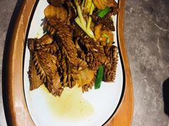 -闫府私房菜·老字号(恒隆店)