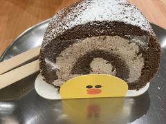 -LINE FRIENDS Garosu-gil Flagship Store