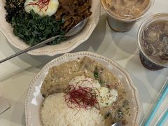 -CowCow其其·牛杂咖啡公司(六运店)