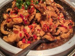 石锅脱骨凤爪-北平楼·烤鸭·北京菜(牡丹园店)