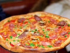 -WOLFGANG PUCK KITCHEN & BAR(迪士尼小镇店)