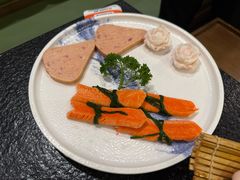 -得意咚瓜·顺德鱼生·冬瓜火锅(深圳首店)