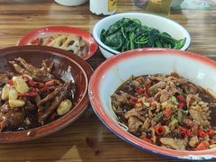 -老三样·美食研究中心(世贸路店)