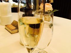 -Oyster Talks 四度蚝法餐厅