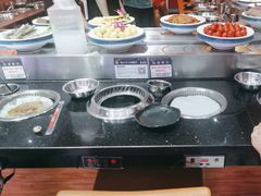 -钱小主·自助回旋烤肉火锅餐厅(东方新天地店)