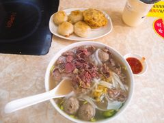 -华威达牛庄(黄埔大道西店)