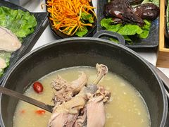 -汤宴·参须肚包鸡(南京路店)