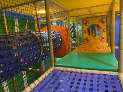-波比一号儿童乐园(圣熙8号店)