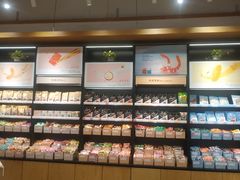 -良品铺子(五角场万达店)
