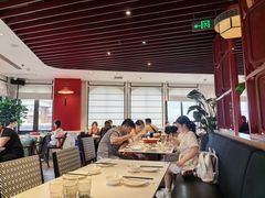 -巷子宽·酸菜鱼(迪士尼小镇店)