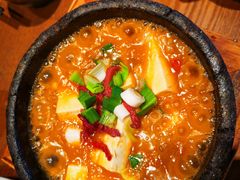 -云海肴·汽锅鸡·云南菜(天山百盛优客店)