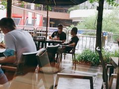 -新元素餐厅(瑞虹天地月亮湾店)
