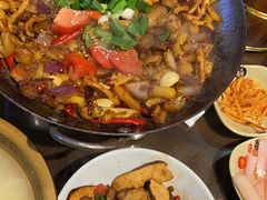 -富正毅三下锅·湘西韵味(天门山索道店)