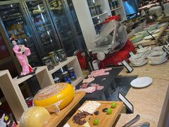 -大中华希尔顿酒店-念自助餐·嗨啤·小龙虾