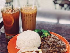 沙爹牛肉蛋饭-噏耷茶档