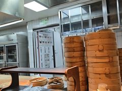 -桂满陇·江南茶餐厅·蟹黄小笼汤包(中山公园店)