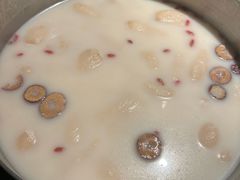 -尚尚仙·酸汤猪手·猪肚鸡火锅(华联万柳购物中心店)