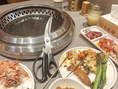 -黑金·寻焰自助百汇·烤肉·火锅(中街店)