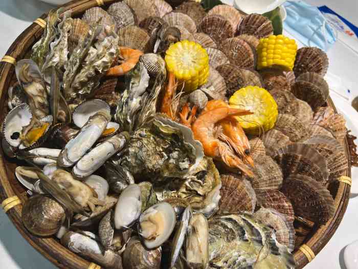 小螺号海鲜(泉城广场店)-"我们6个人是吃的团购 就量上来说是很足够.