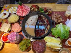 -赵美丽·重庆社区火锅·直营店(火车东站·中豪国际店)