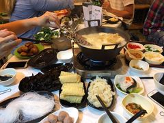 -鲜入围煮花胶鸡海鲜火锅