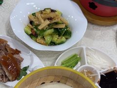 -鑫巴蜀小镇 · 水煮鱼专研店(玉桥店)