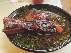 -小龙大肉面馆
