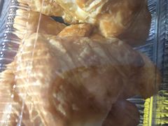 -红宝石·鲜奶小方·海派西点房(南丹店)