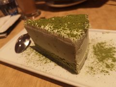 -必胜客(WOW中心城店)
