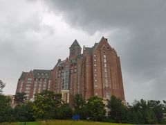 -天津京基皇冠假日酒店