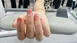 -芊屿芊浔美甲