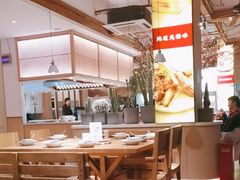 -蜜桃餐厅·伴山(湖滨商业街店)