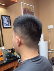 -纯剪男士理发馆·烫染专业店