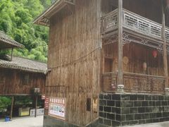 -牛角寨瀑布景区